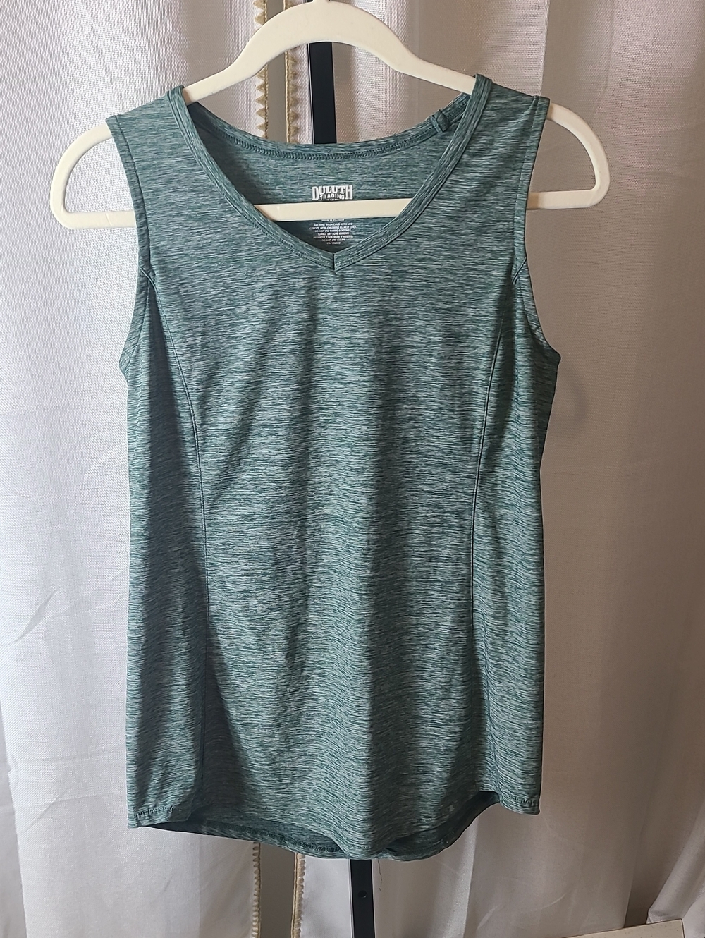 Duluth Trading Co. tank top  Green Heather Textured Size Small